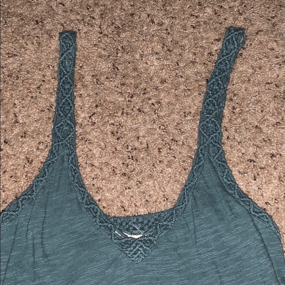 Buckle Tank - Picture 2 of 2